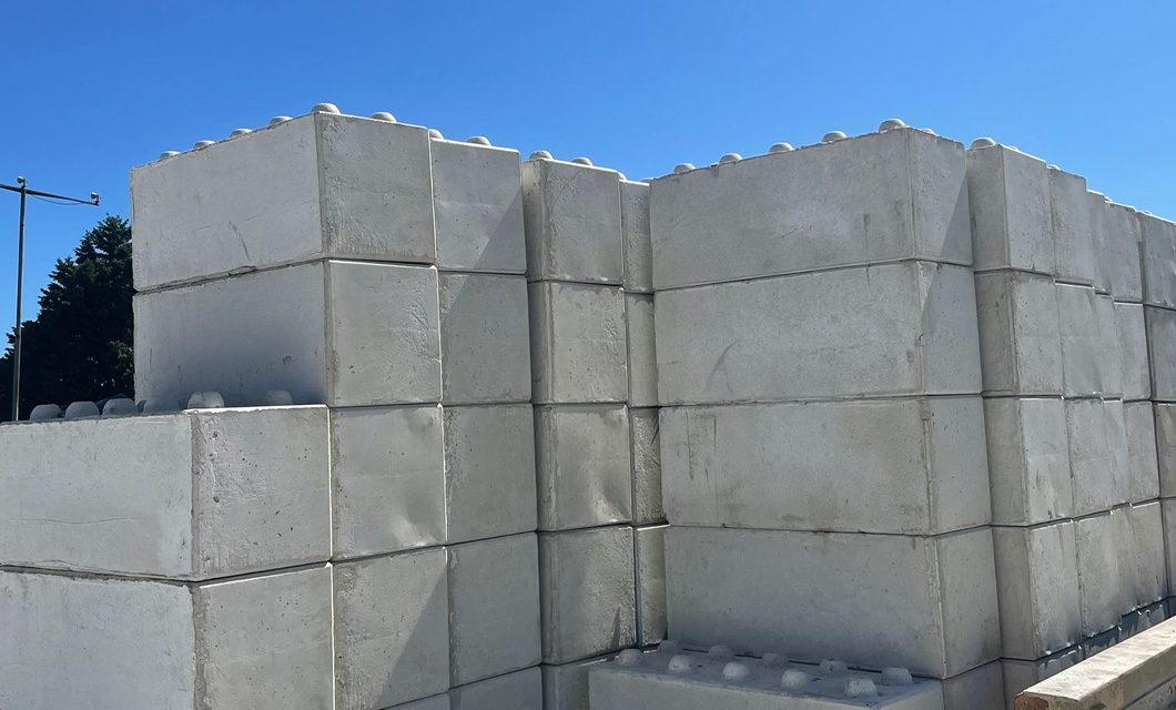 Concrete Interlocking concrete Blocks and Concrete Building Blocks Delivered in Plymouth Devon or Cornwall